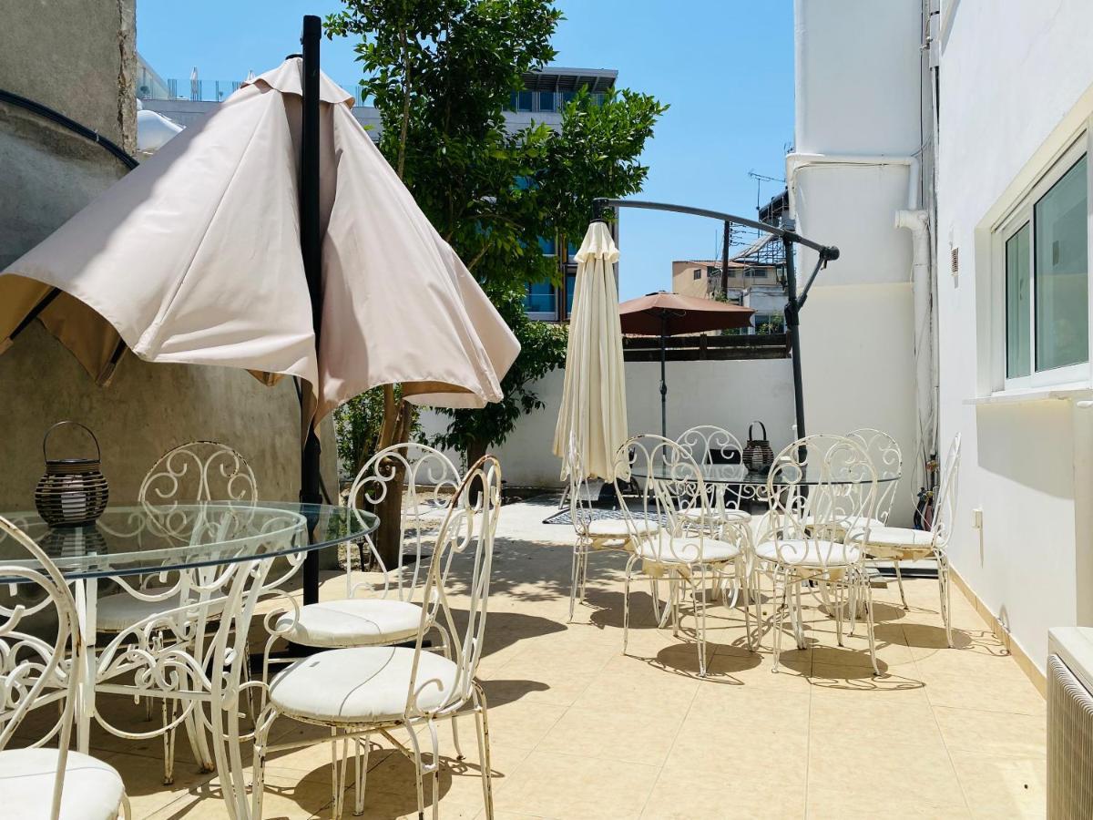 Serena'S 2-Br Apartment In Larnaca Exterior photo